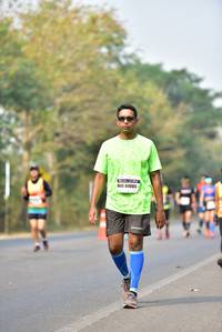 BIB: 84085
                            <button type="button" onclick="openModal(10194163)" class="btn btn-primary btn-sm float-right btn-popup" data-toggle="modal" data-target=".modal-high-quality">
                        <i class="fas fa-shopping-cart"></i> Add to Cart
                    </button>
                                            <button type="button" onclick="isThisMe(10194163, true)" class="btn btn-success btn-sm float-right btn-popup btn-isme hidden" data-toggle="tooltip" data-placement="bottom" title="นี่คือรูปของคุณใช่ไหม คลิกที่นี่เพื่อเอาเข้าอัลบั้ม">
                        <i class="fas fa-plus"></i> Add to album
                    </button>
                    <button type="button" onclick="isThisMe(10194163, false)" class="btn btn-warning btn-sm float-right btn-popup btn-isnotme hidden">
                        <i class="fas fa-ban"></i> Remove from album
                    </button>